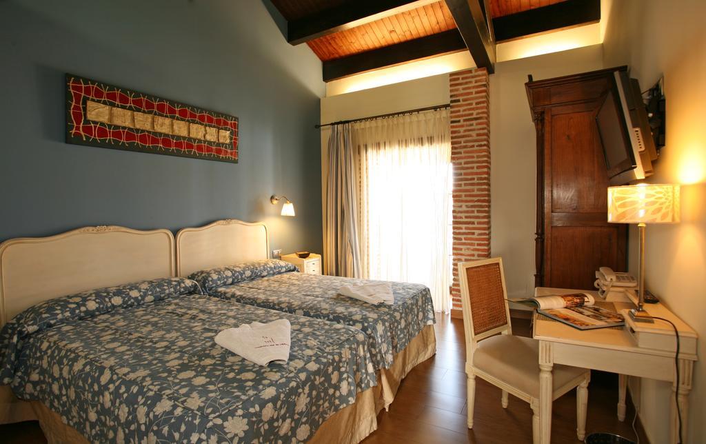Hosteria Del Mudejar Avila 贝拉约斯 外观 照片
