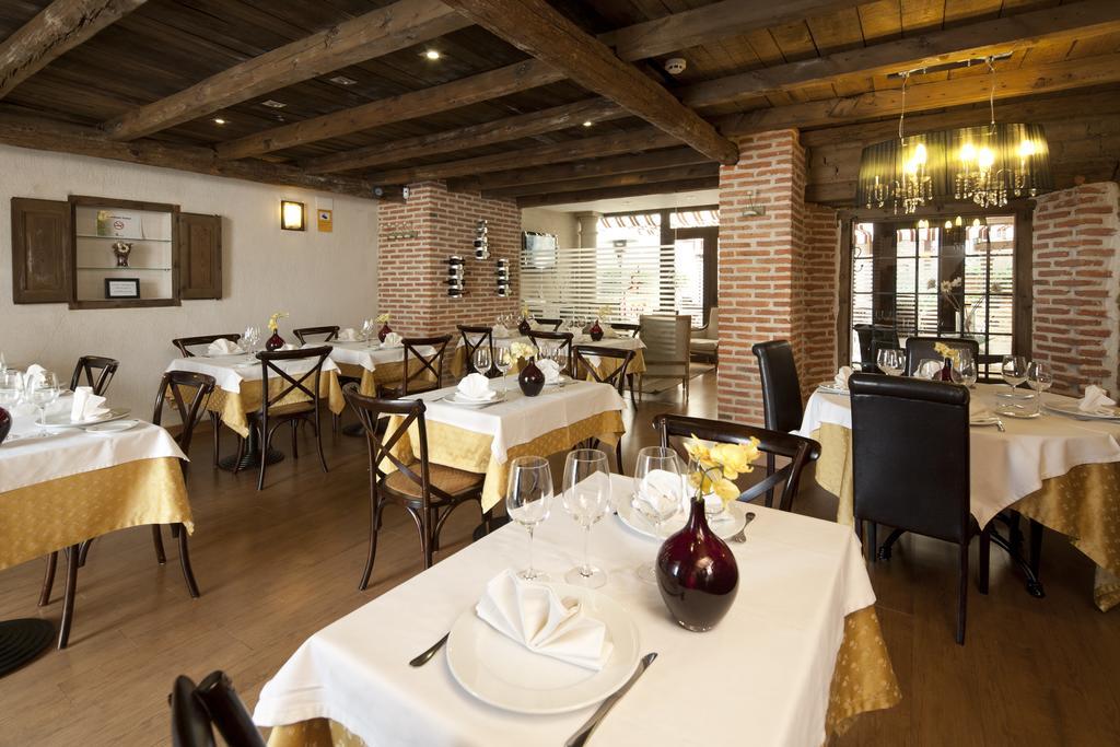 Hosteria Del Mudejar Avila 贝拉约斯 外观 照片